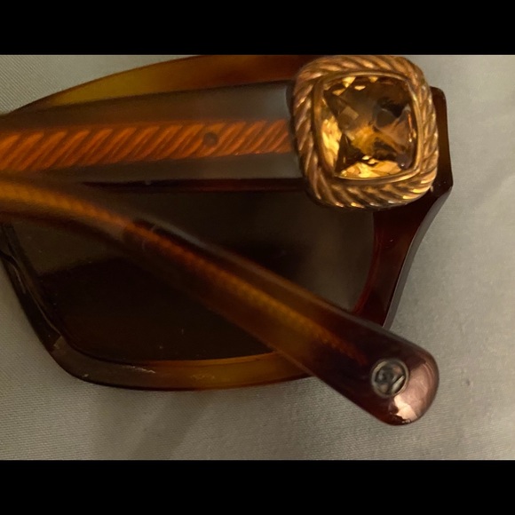 David Yurman sunglasses - Picture 3 of 3